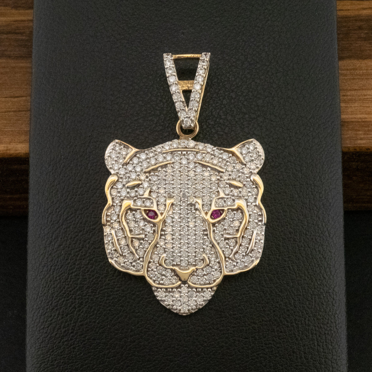9ct Yellow Gold CZ Tiger Pendant 4.1g