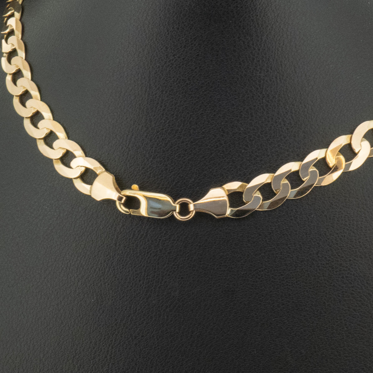 9ct Yellow Gold 24 Inch Curb Chain 25.7g