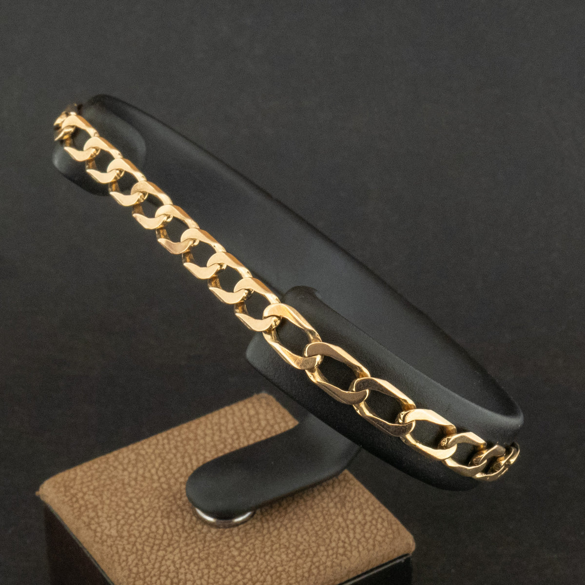 9ct Yellow Gold 9 Inch Curb Chain Bracelet 6.7g