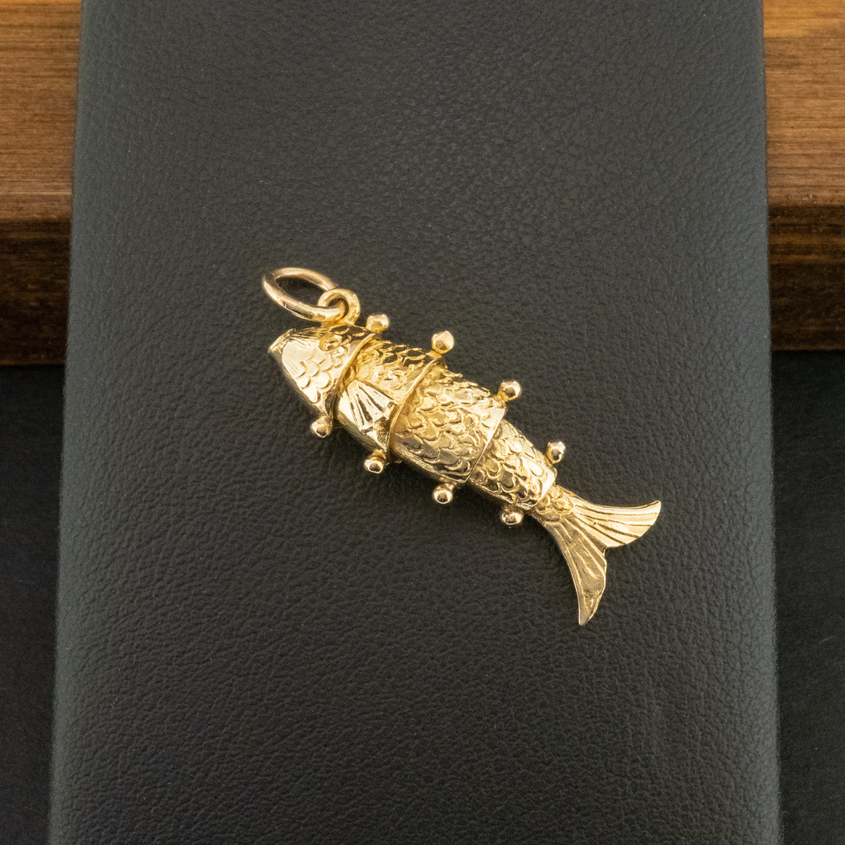 9ct Yellow Gold Articulated Fish Charm 2.8g