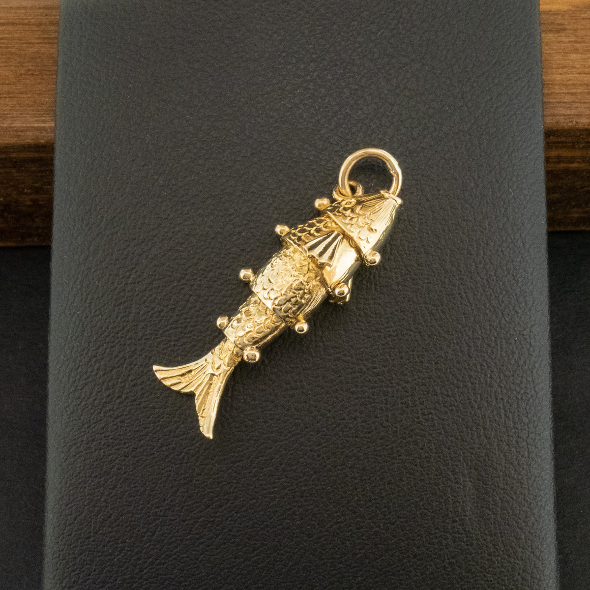 9ct Yellow Gold Articulated Fish Charm 2.8g