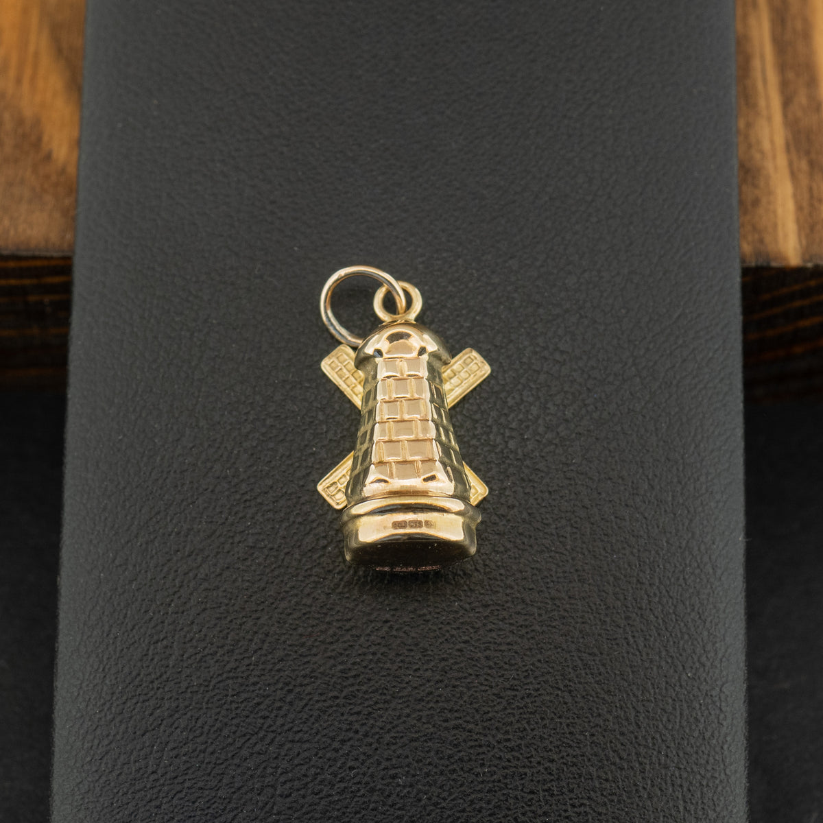 9ct Yellow Gold Windmill Charm 1.3g