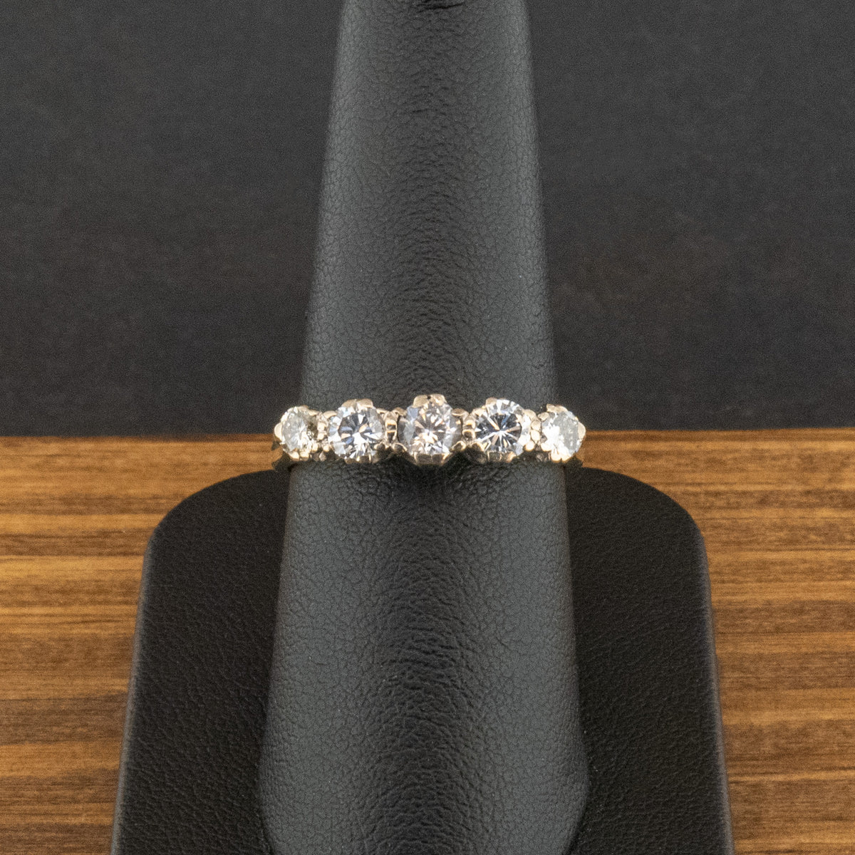 18ct Yellow Gold Five Stone Diamond Ring Size O 3.3g