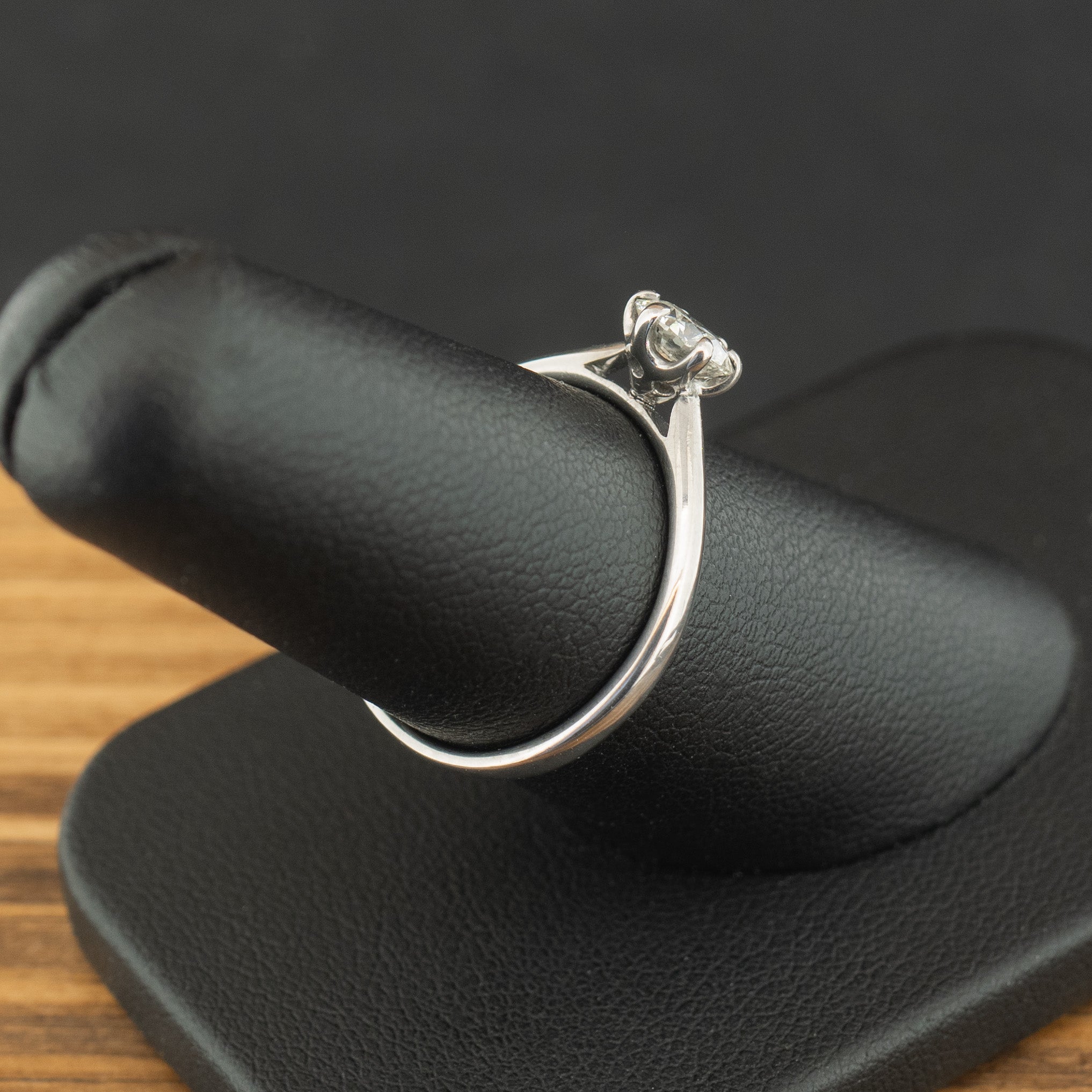 18ct White Gold 0.63ct Diamond Solitaire Ring Size N 2.5g