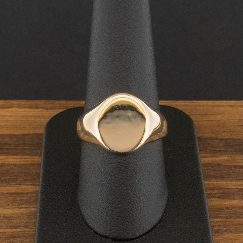 9ct Yellow Gold Signet Ring Size R 7.9g