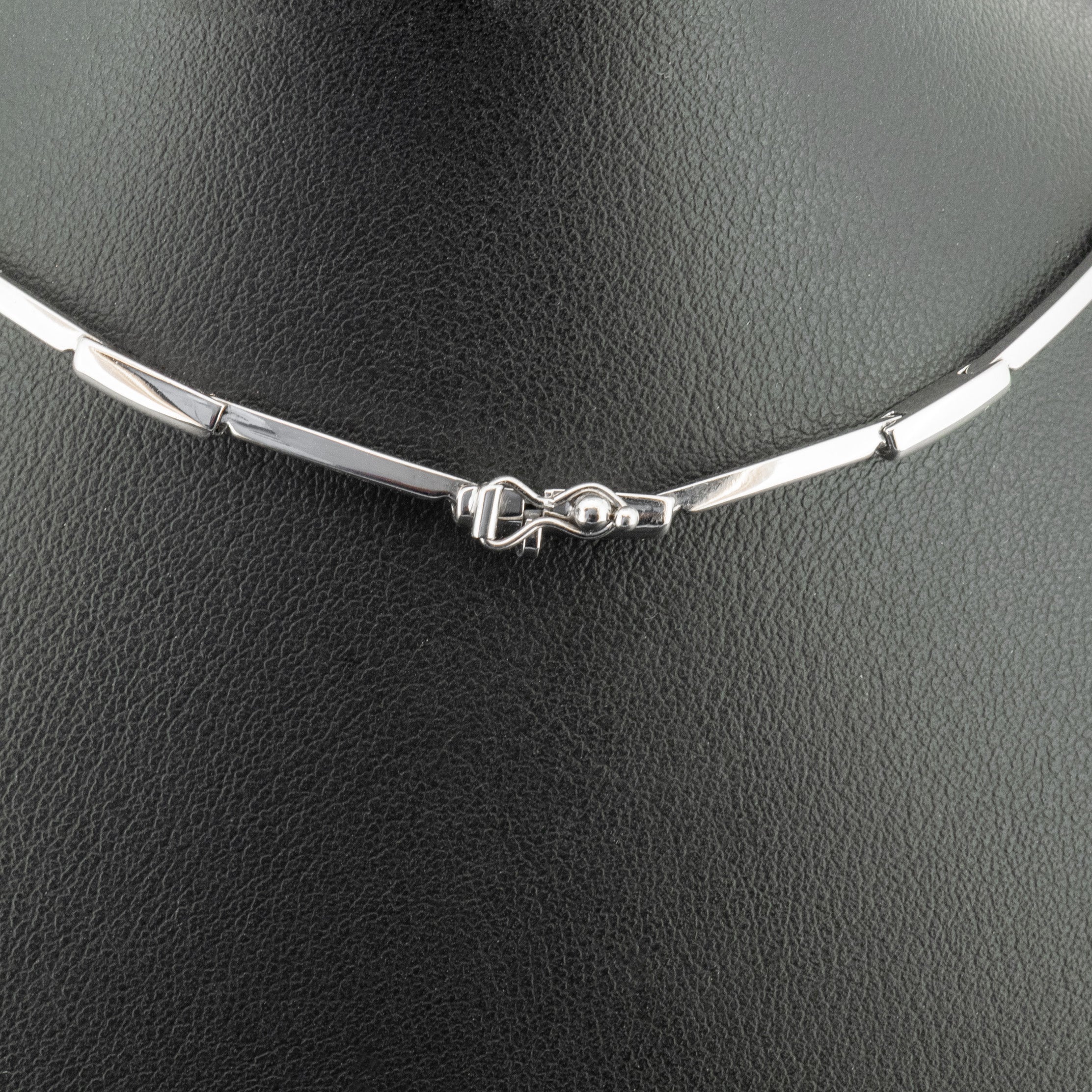 18ct White Gold 16 Inch Approx. 0.20ct Diamond Necklace 15g