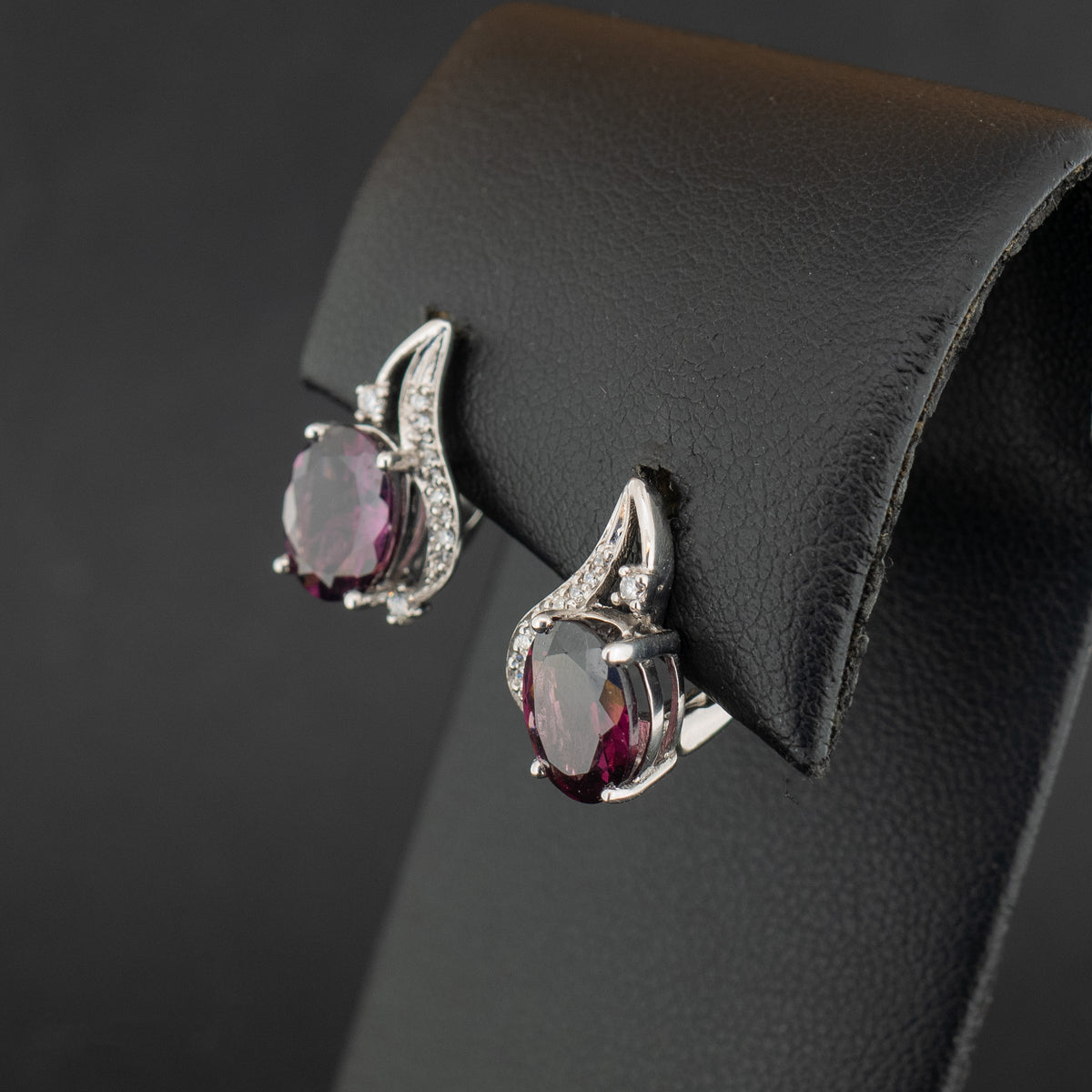 18ct White Gold Purple Stone and Diamond Earrings 4.5g