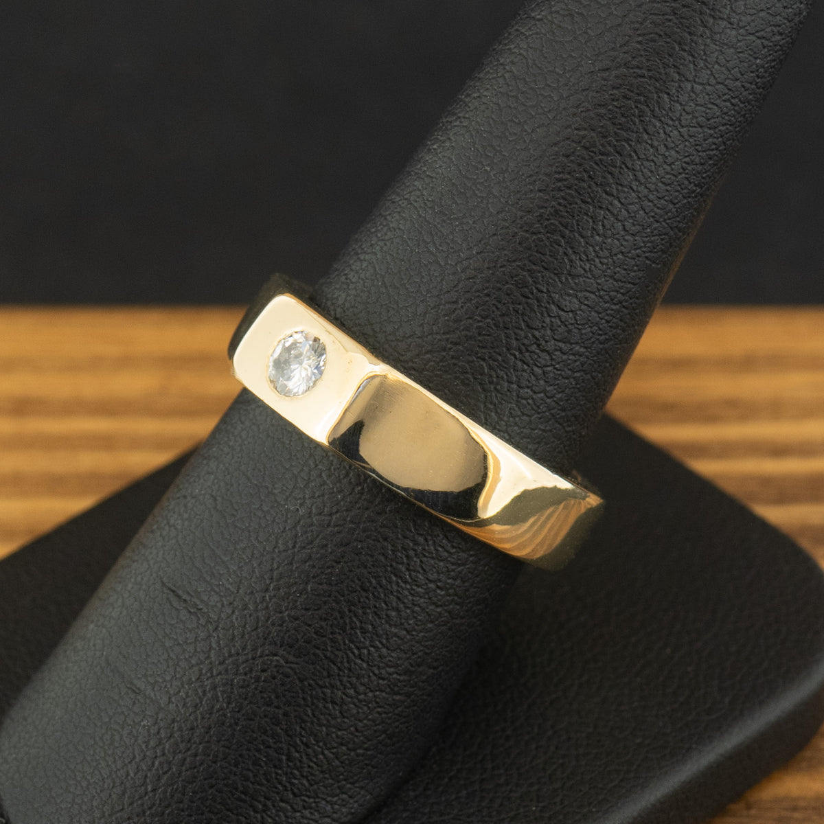 18ct Yellow Gold 0.2ct Diamond Ring 11.3g Size P