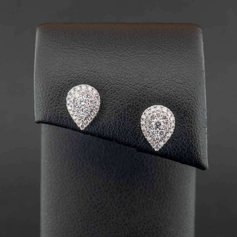 Platinum 1ct Diamond Cluster Stud Earrings 3.3g