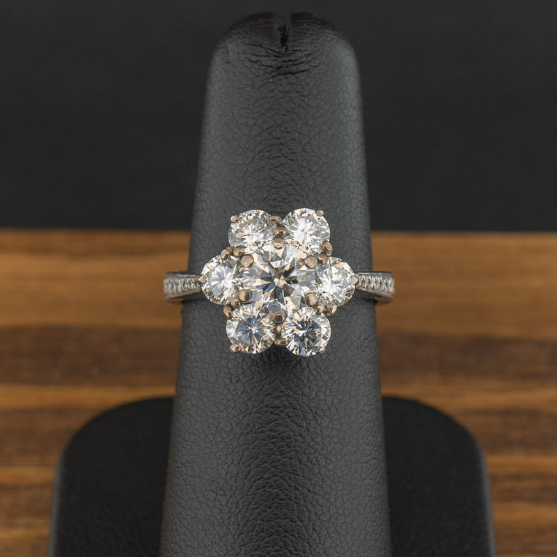 18ct White Gold 1.45ct Diamond Flower Cluster Ring 6.2g Size J