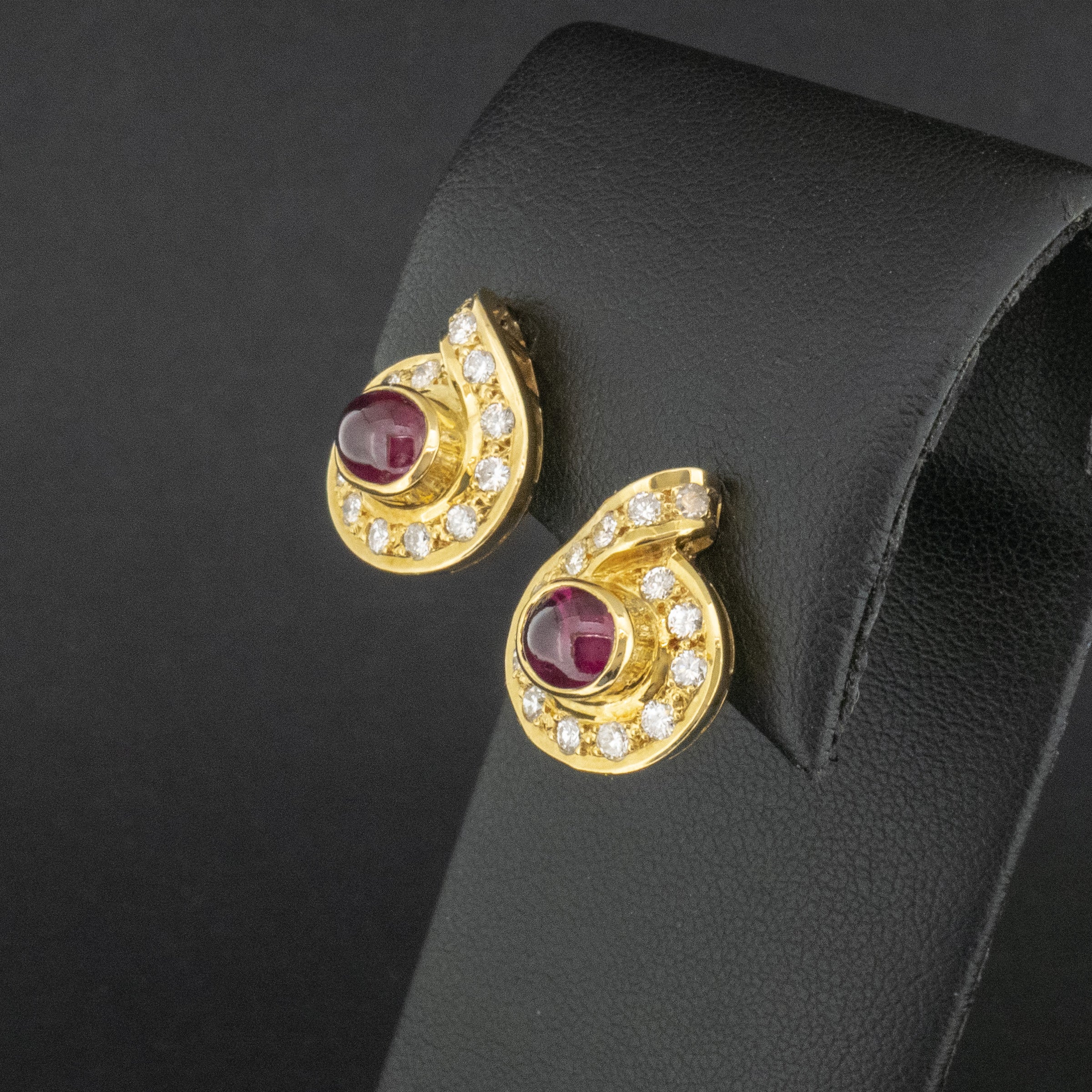 14ct Yellow Gold Ruby and Diamond Cluster Stud Earrings 8.2g