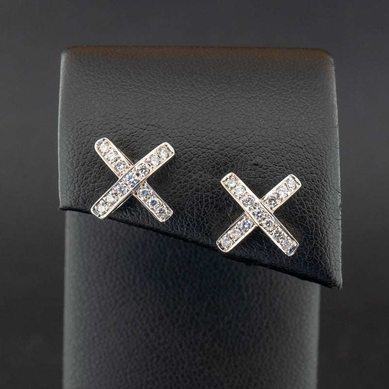 18ct White Gold Diamond Cross Stud Earrings 3.1g