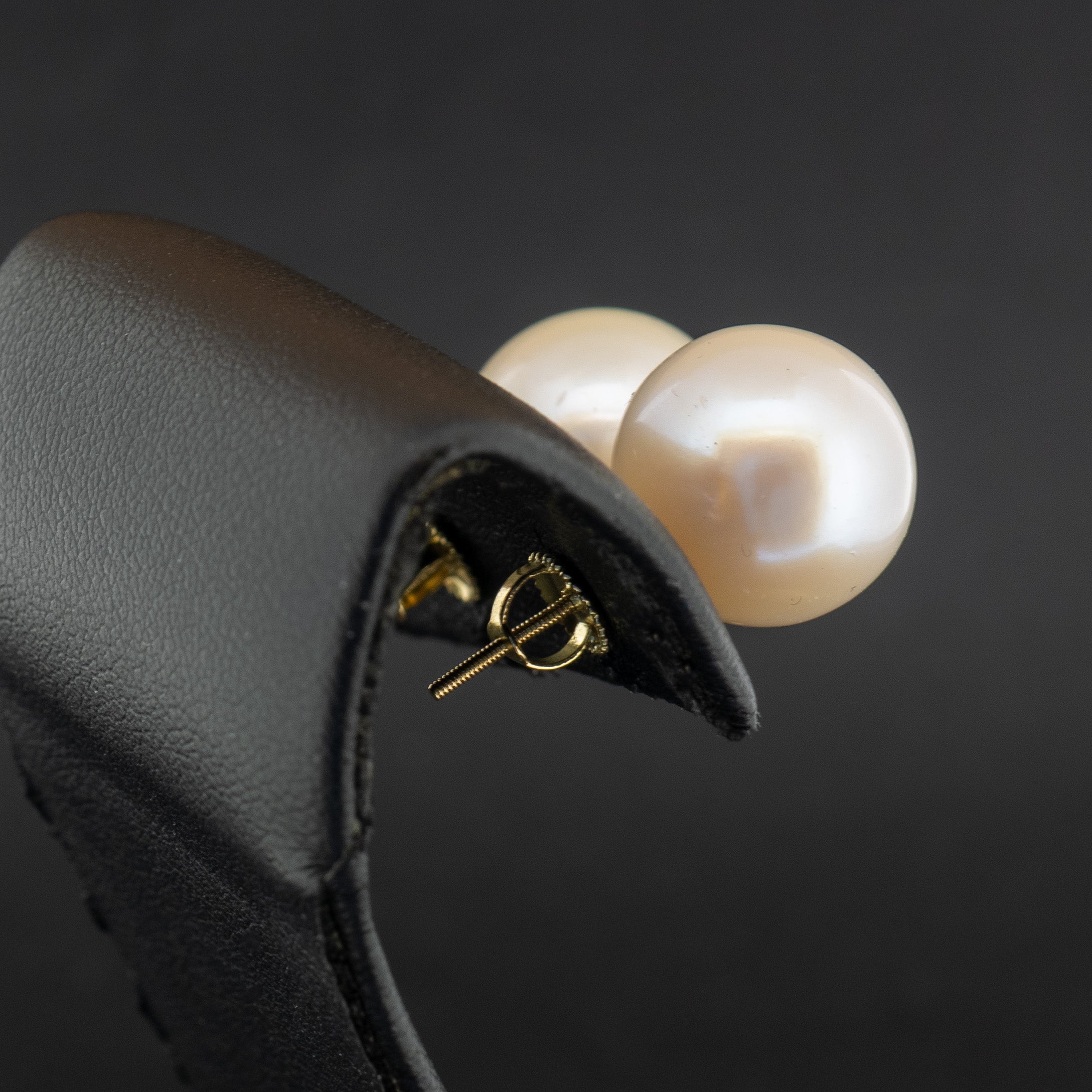 18ct Yellow Gold Certificated 14mm Pearl Stud Earrings 9.8g