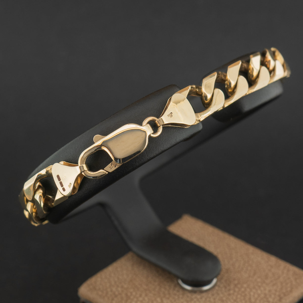 9ct Yellow Gold 7.75 Inch Heavy Chain Bracelet 20.7g