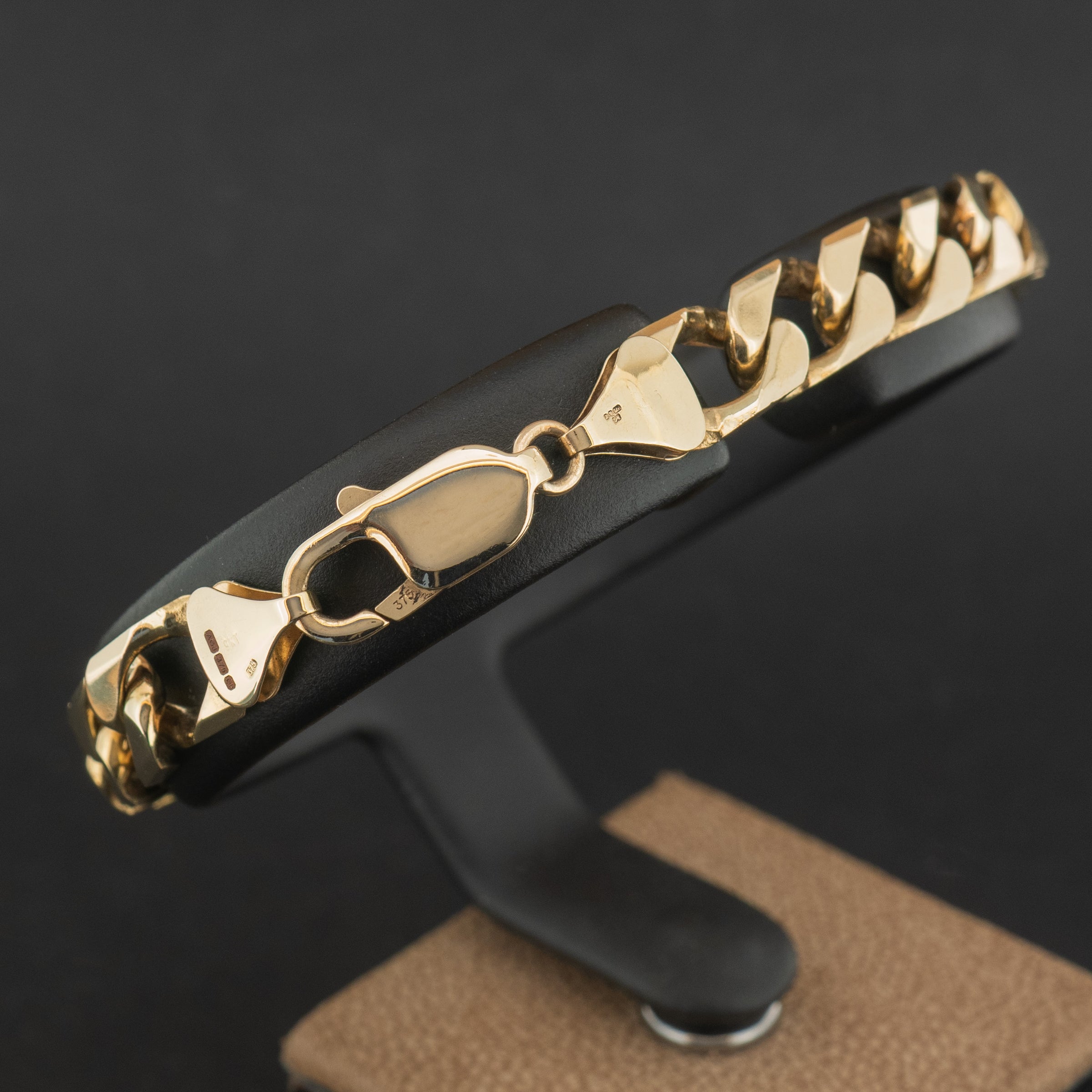 9ct Yellow Gold 7.75 Inch Heavy Chain Bracelet 20.7g