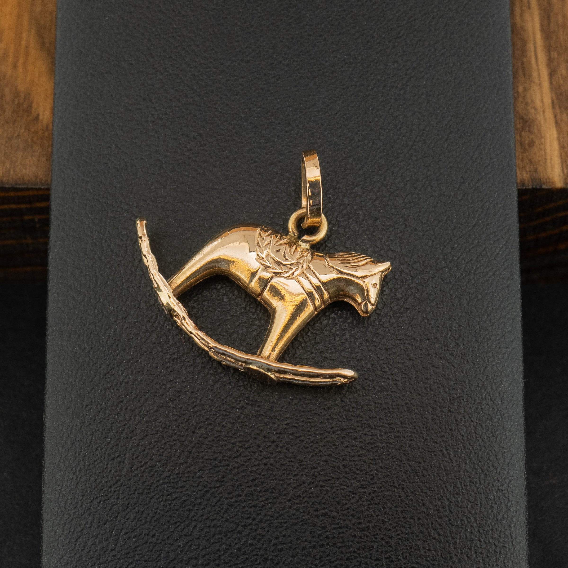 18ct Yellow Gold Rocking Horse Charm 2.8g