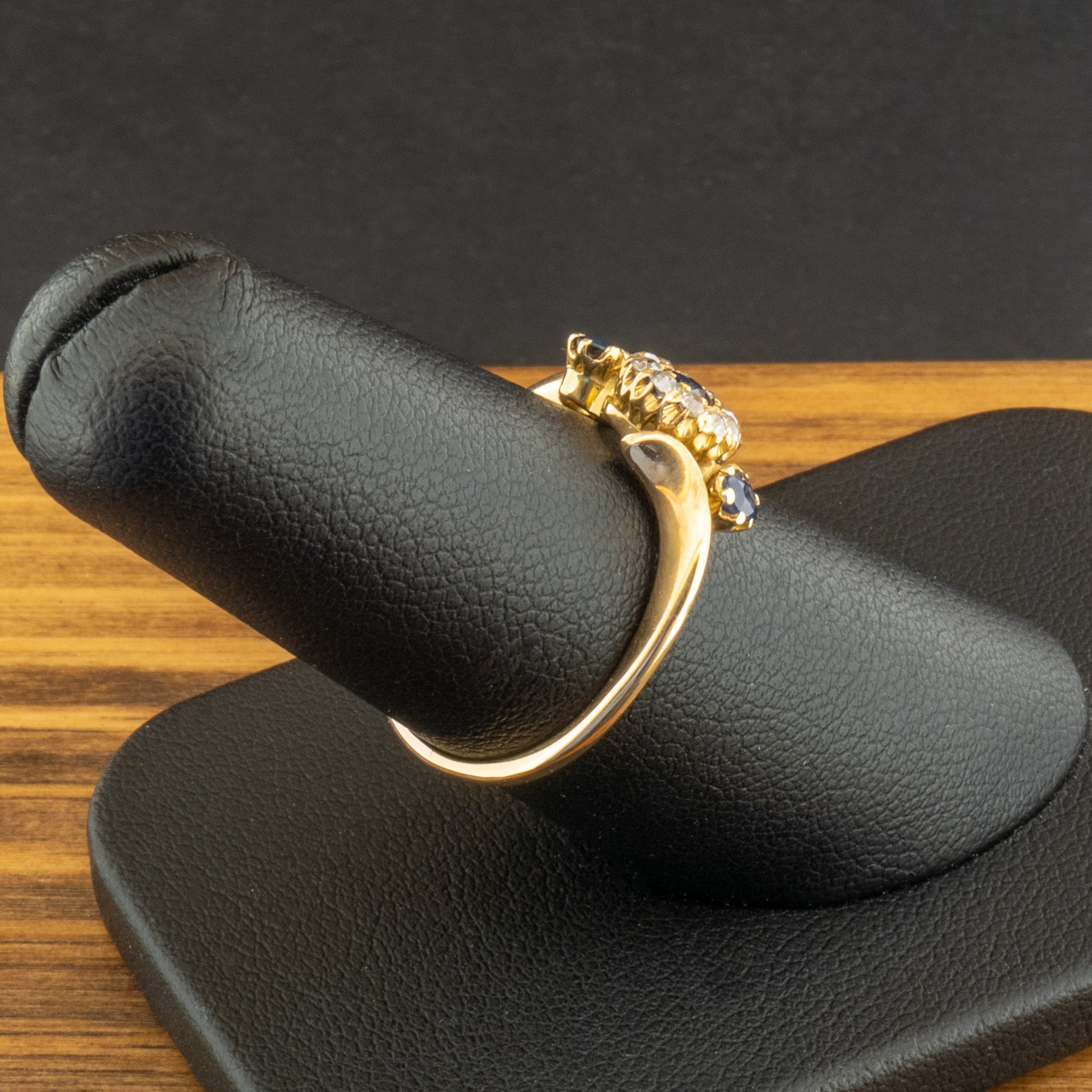 18ct Yellow Gold Antique Sapphire & Diamond Ring Size N 2.5g