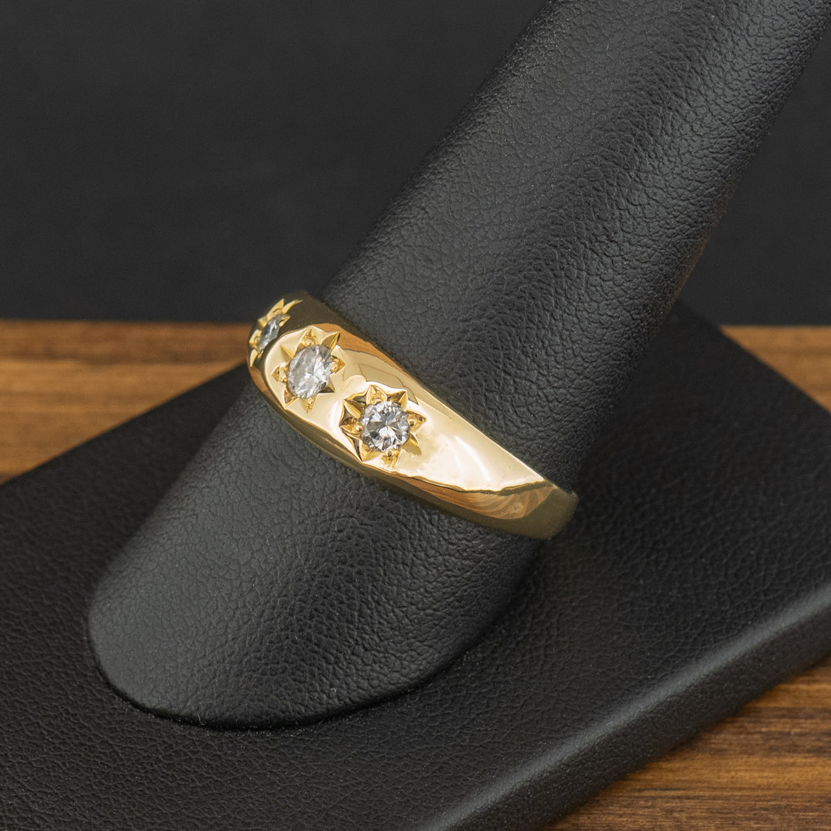 18ct Yellow Gold 0.29ct Three Stone Diamond Ring 3.4g Size S