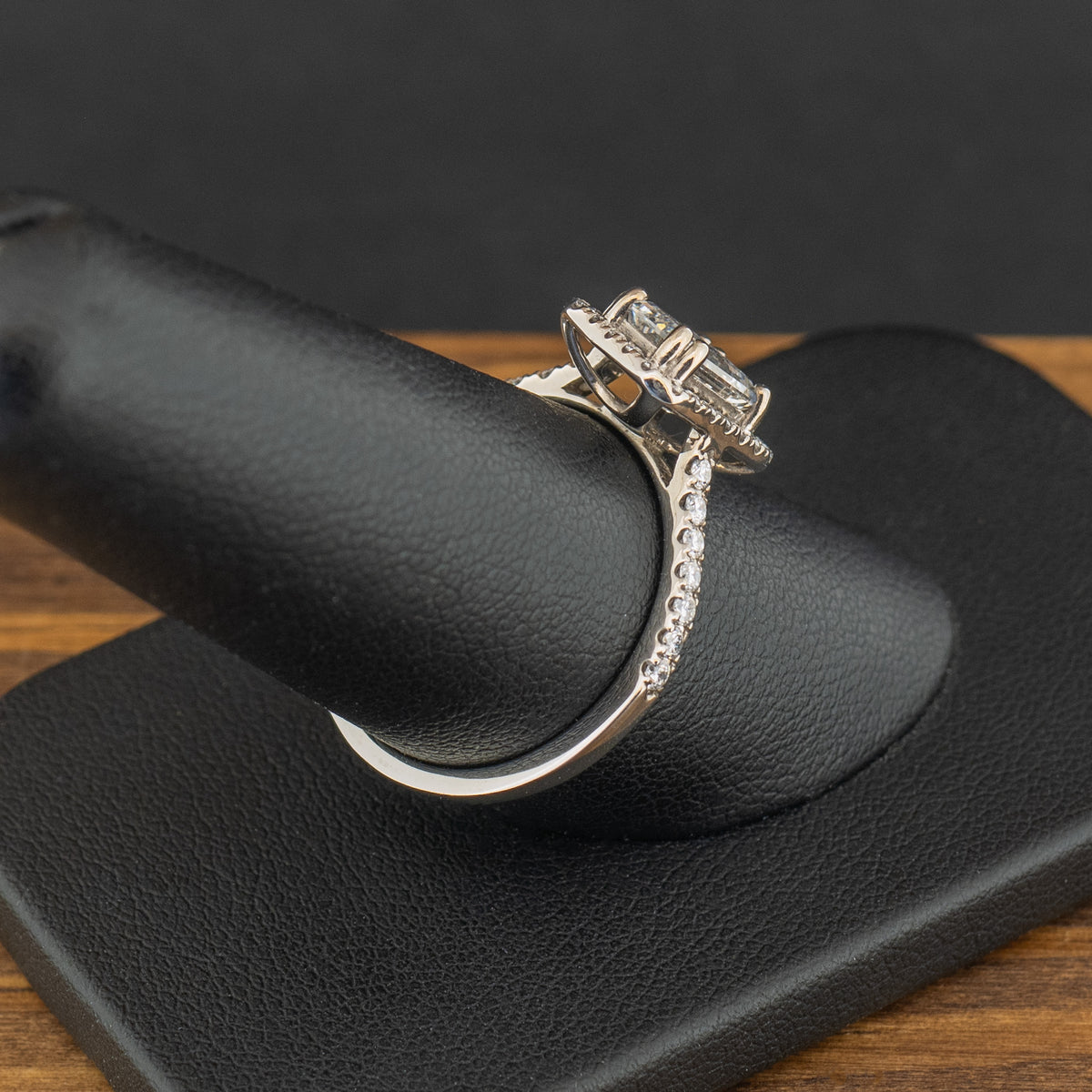 18ct White Gold 1.5ct Emerald Cut Lab Created Diamond Halo Ring 4g Size R