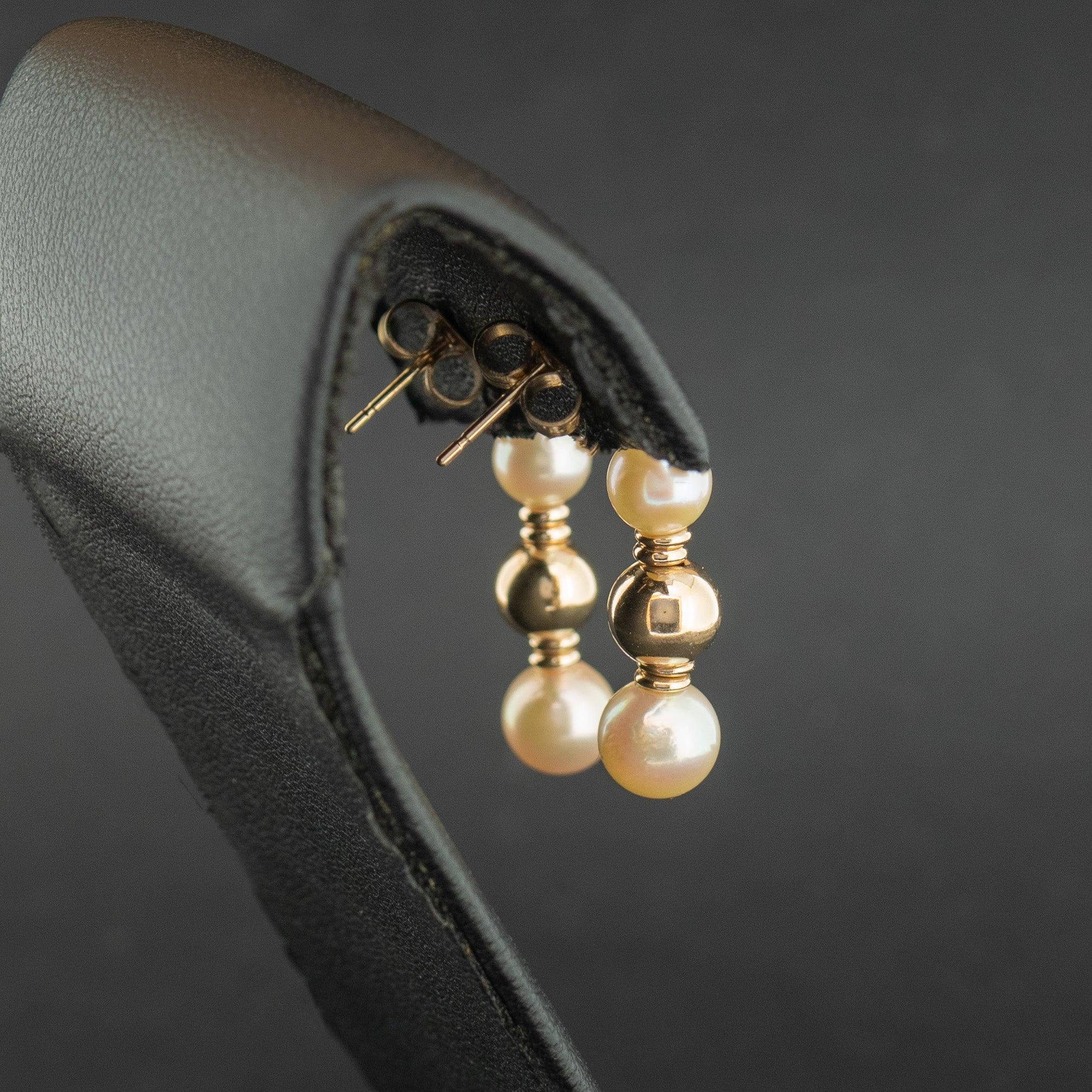 9ct Yellow Gold Pearl Drop Earrings 2.2g