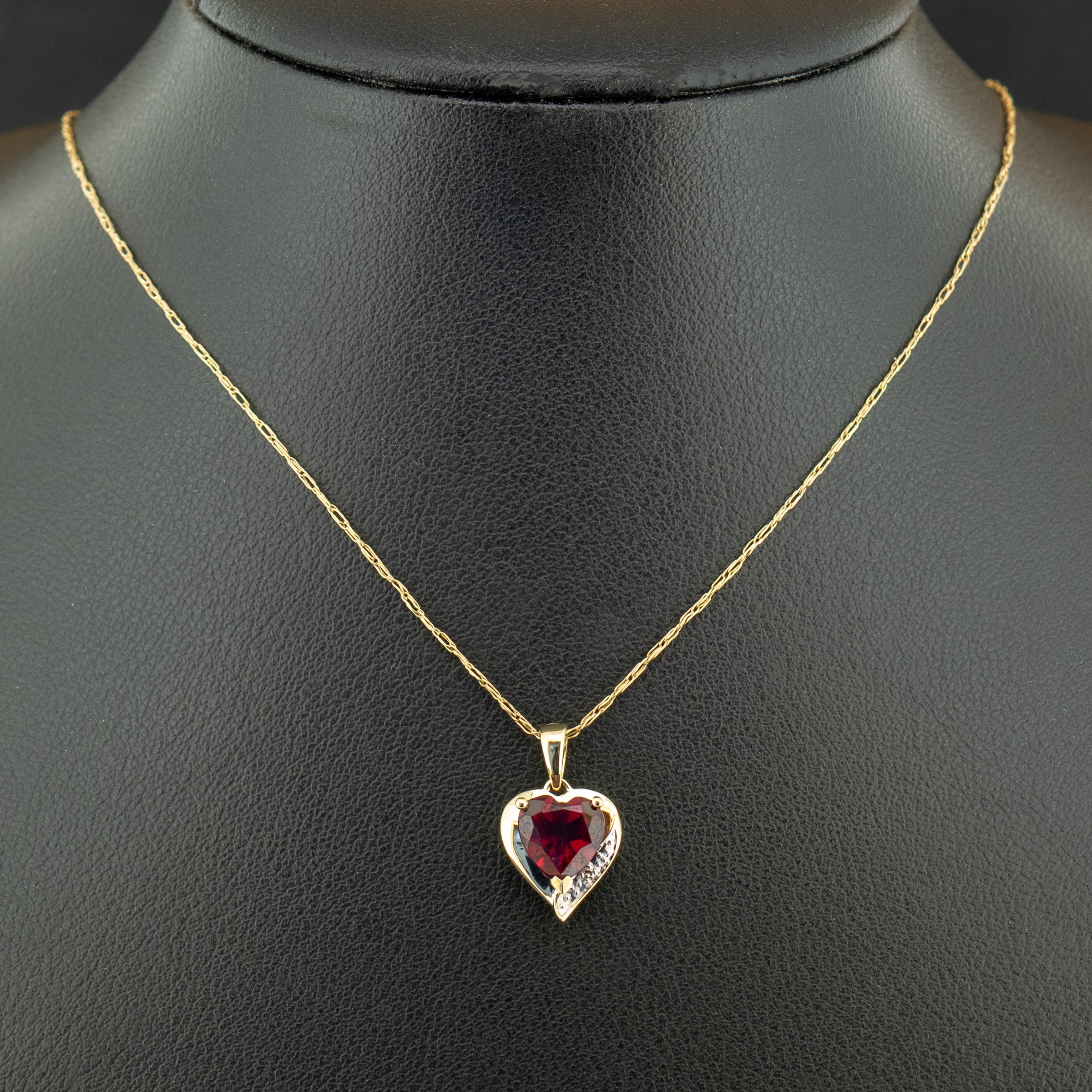 9ct Yellow Gold 20 Inch Created Ruby and Diamond Heart Necklace 1.6g