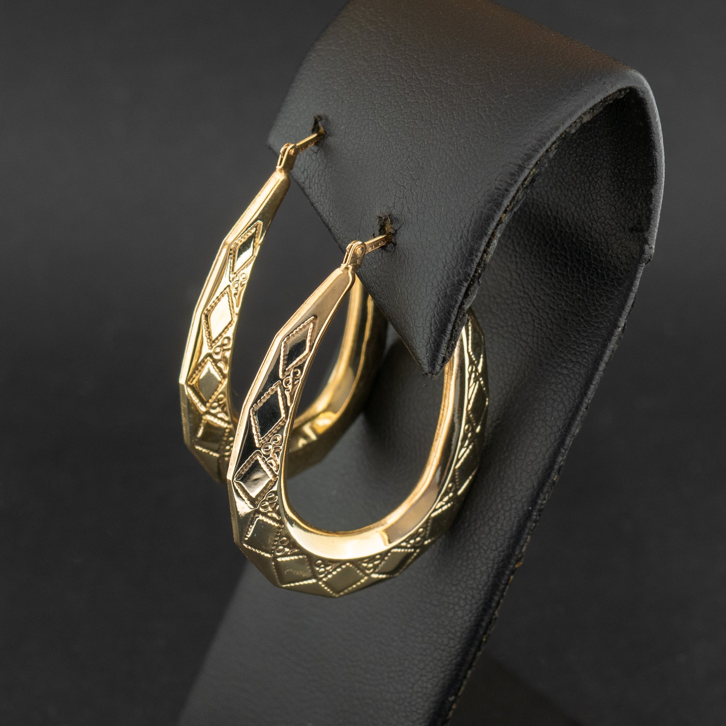 9ct Yellow Gold Patterned Hoop Earrings 2.3g