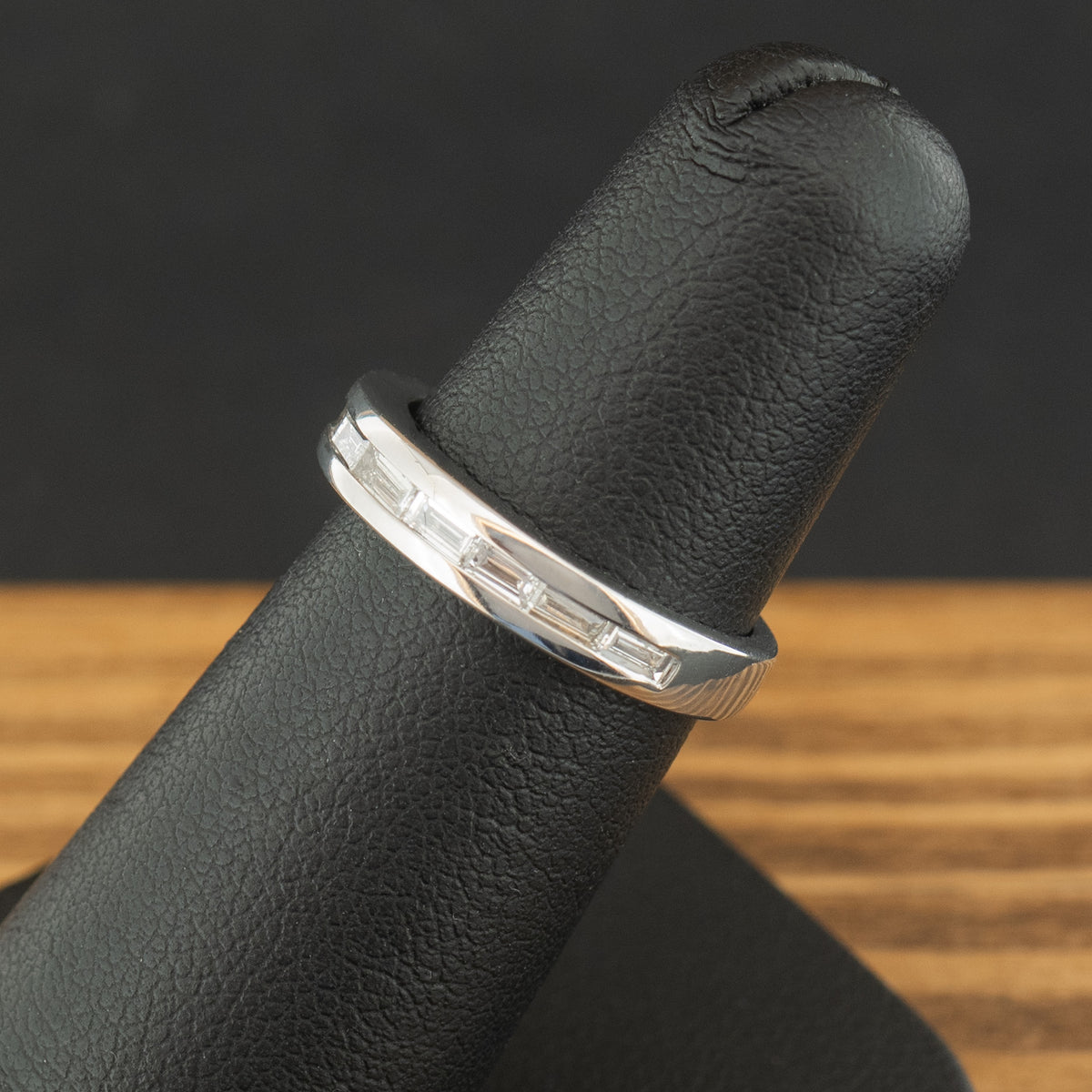 9ct White Gold Baguette Cut Diamond Channel Set Half Eternity Ring 3.6g Size J