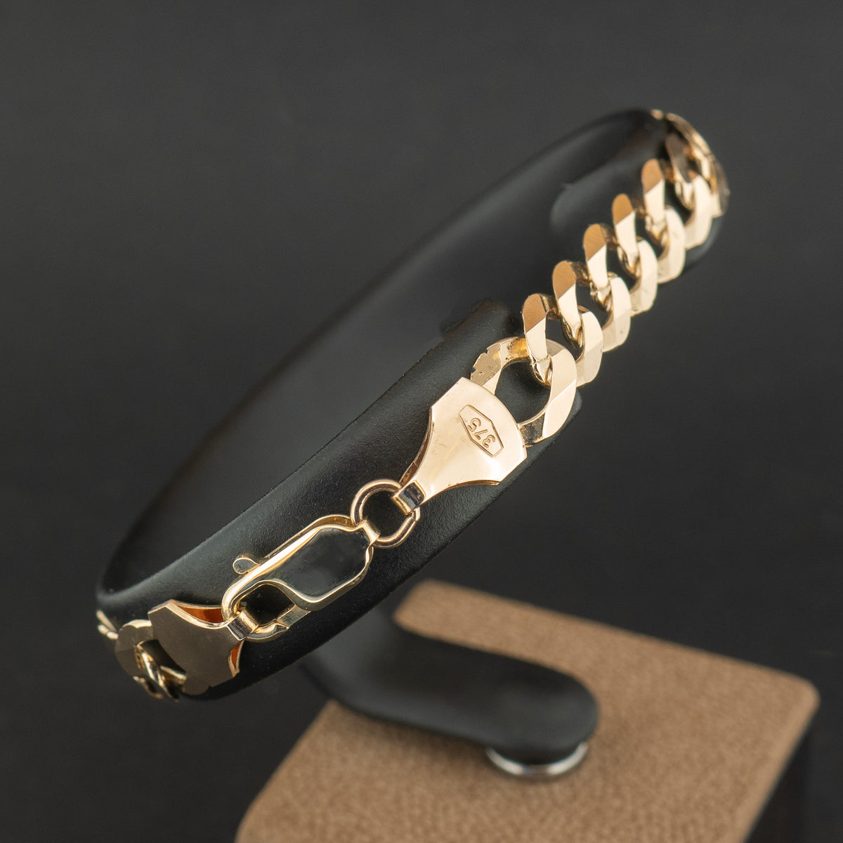9ct Yellow Gold 8 Inch Curb Chain Bracelet 10.1g