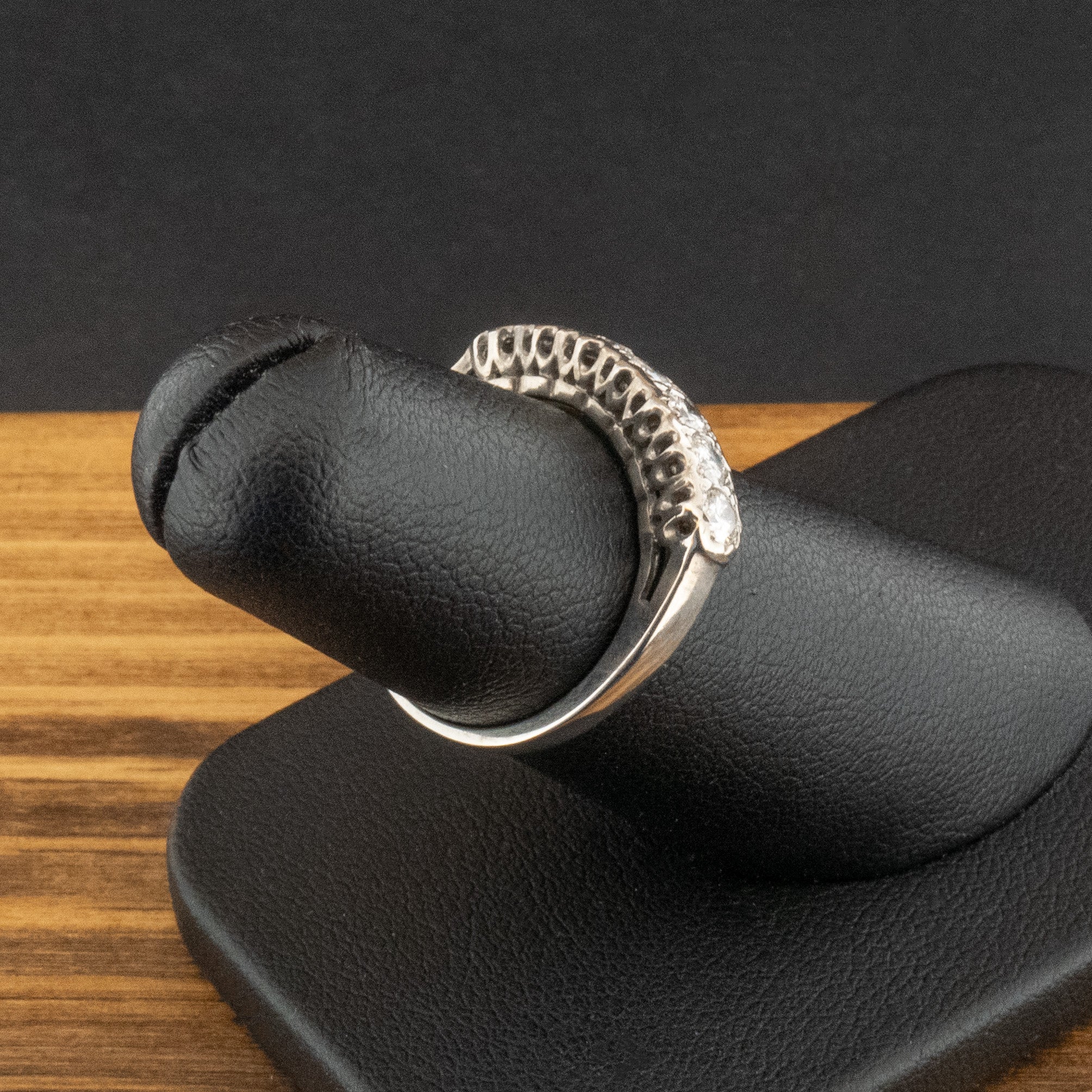 9ct White Gold 0.5ct Diamond Band Ring Size K 2.6g