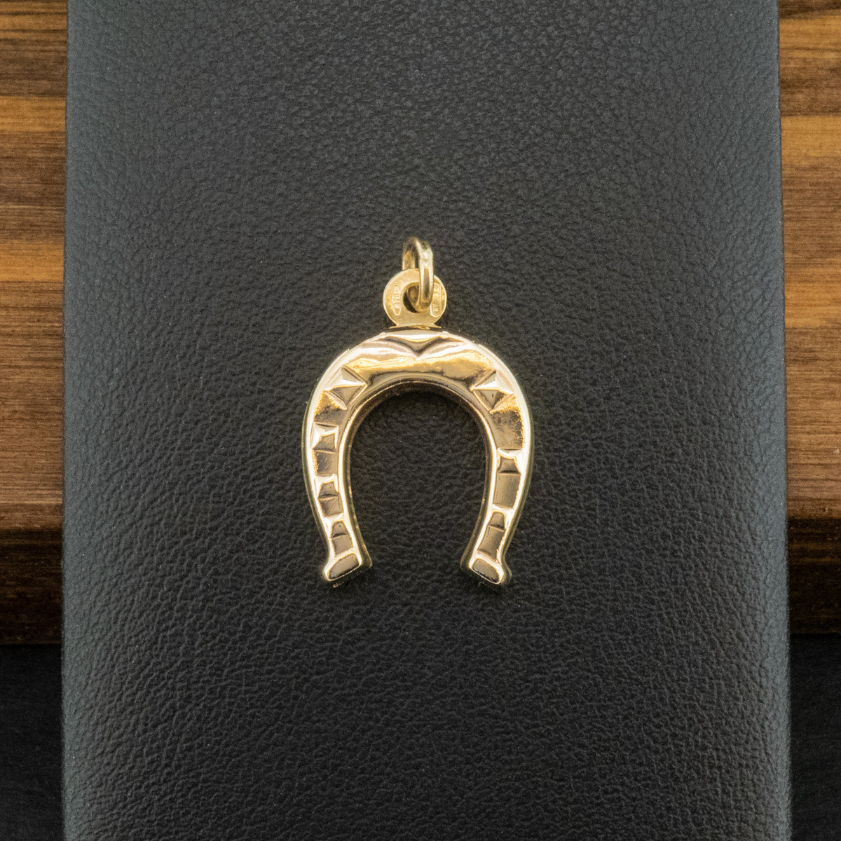 9ct Yellow Gold Horse Shoe Charm Pendant 1.5g