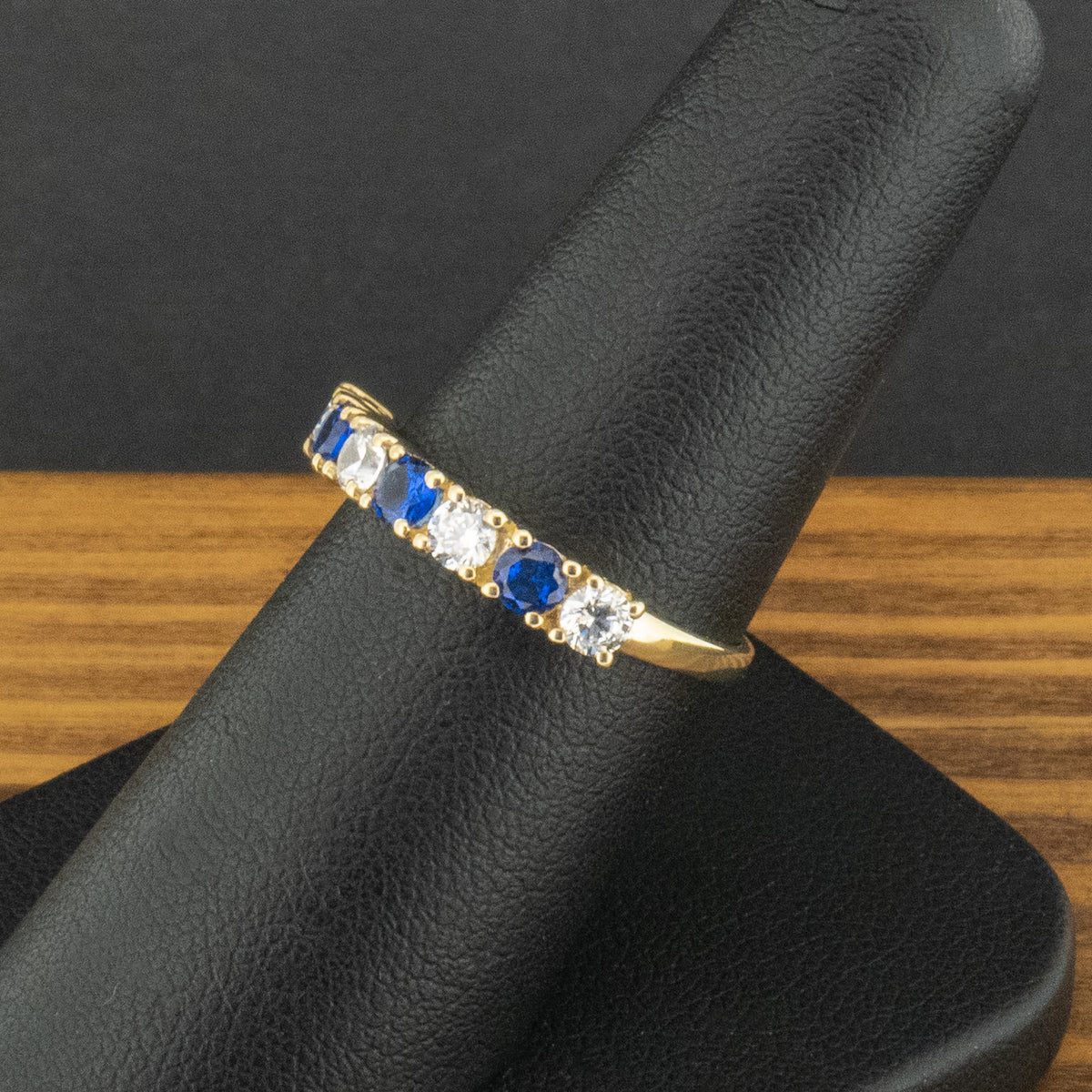 9ct Yellow Gold Blue & White CZ Ring Size N 1.5g