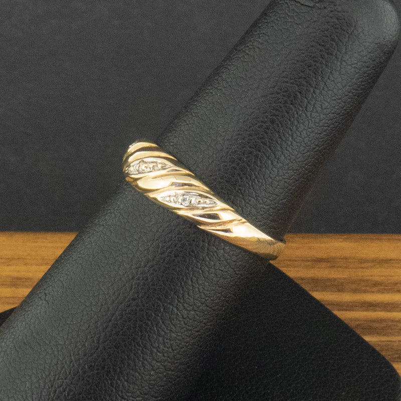 9ct Yellow Gold Diamond Chip Ring Size L 1/2 1.5g