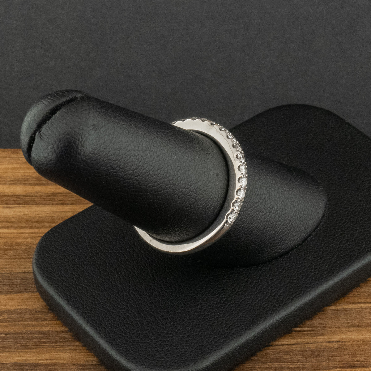 18ct White Gold 0.43ct Diamond Wedding Band Ring Size O 1/2 3.9g