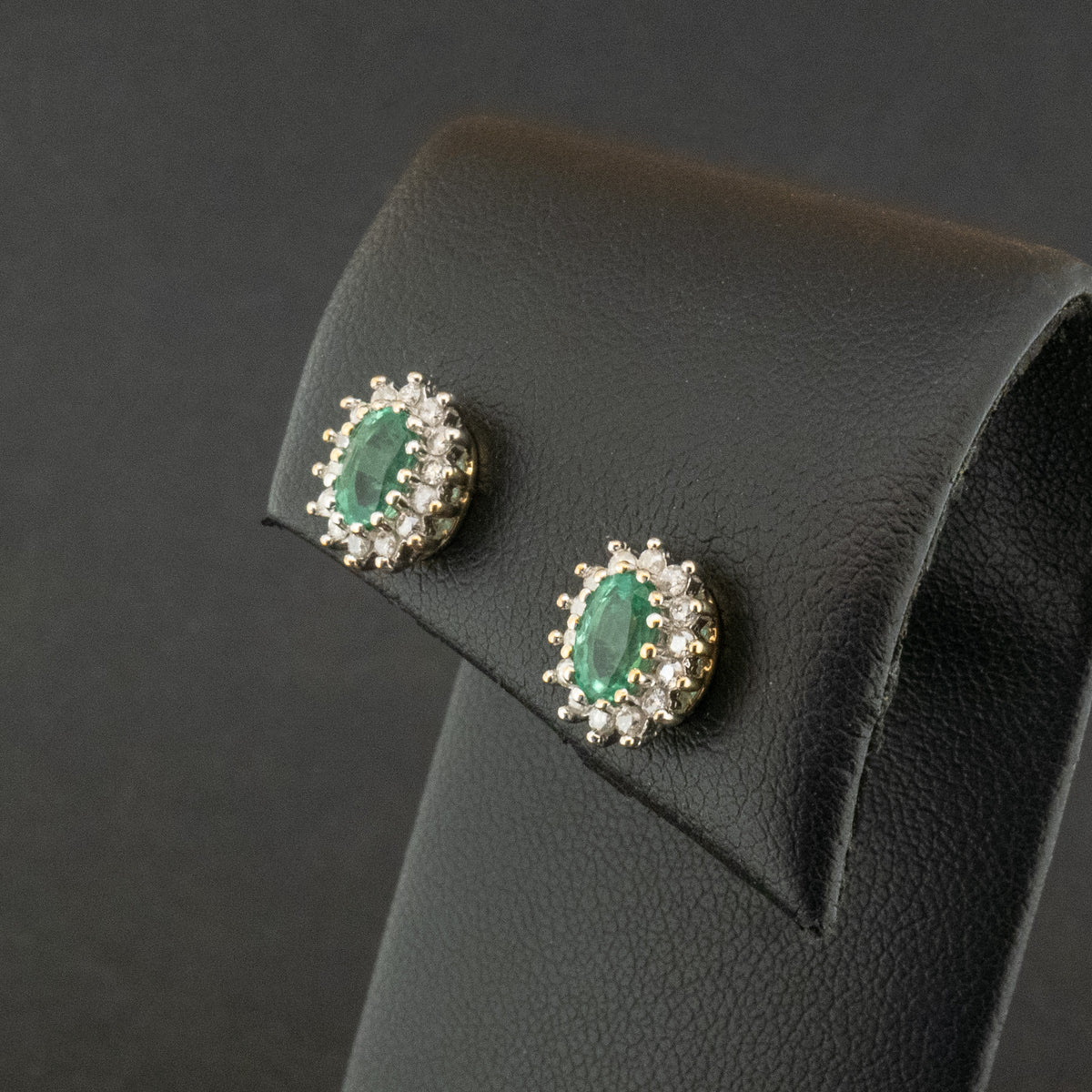 9ct Yellow Gold Emerald and Diamond Cluster Stud Earrings 2.4g