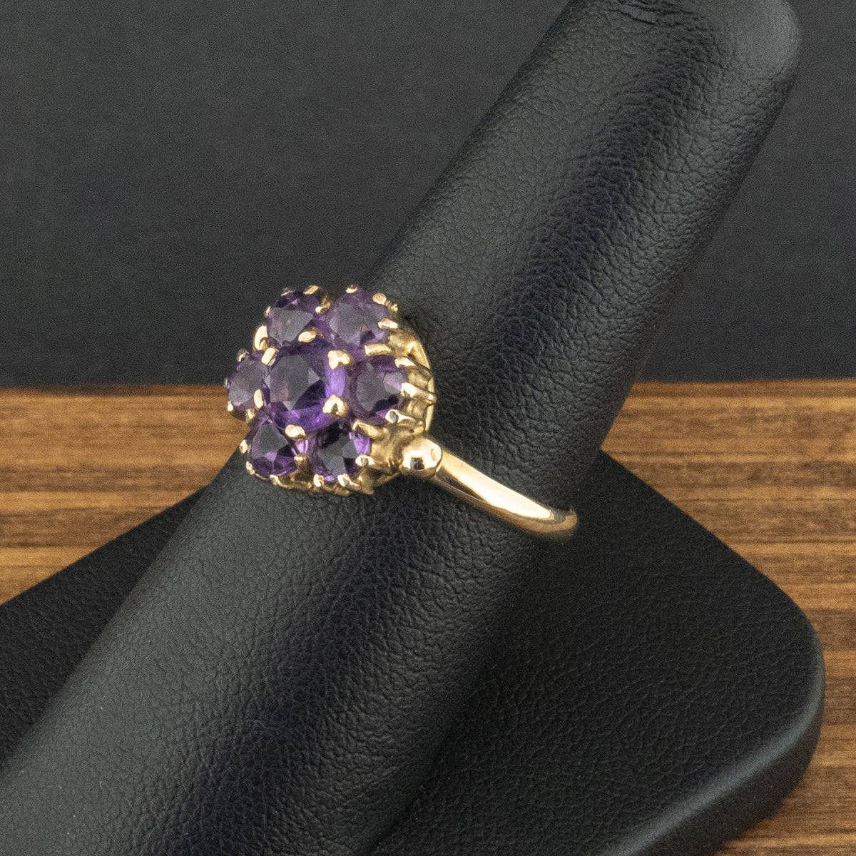 9ct Yellow Gold Amethyst Cluster Ring Size O 2.9g