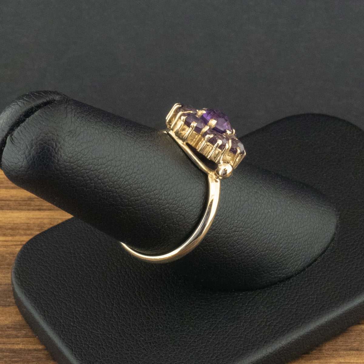 9ct Yellow Gold Amethyst Cluster Ring Size O 2.9g
