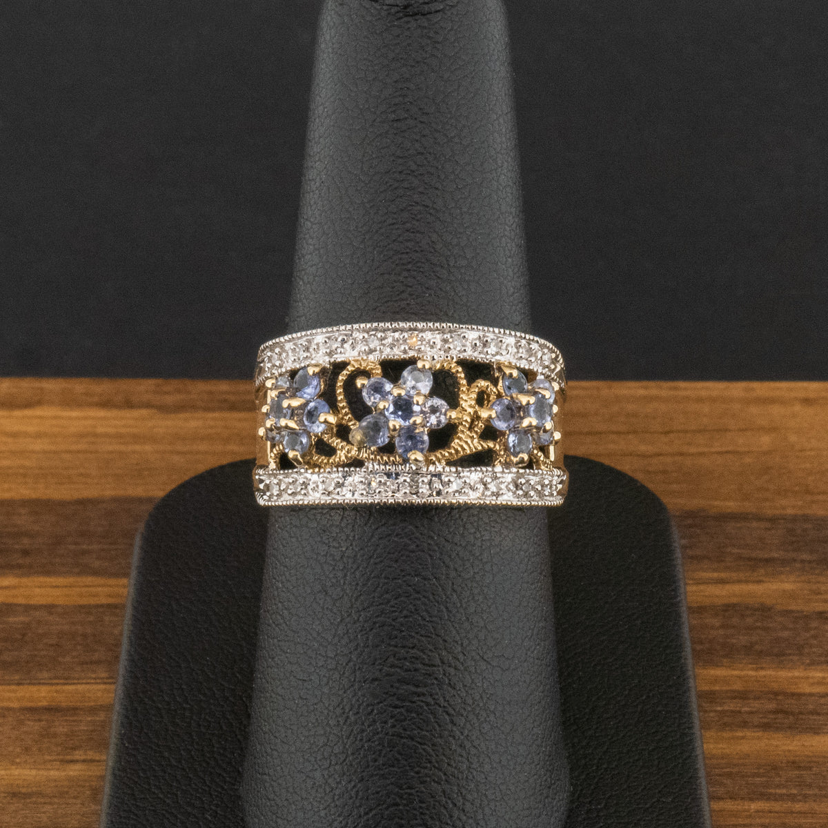 9ct Yellow Gold Blue Stone & Diamond Flower Ring Size O 3.3g