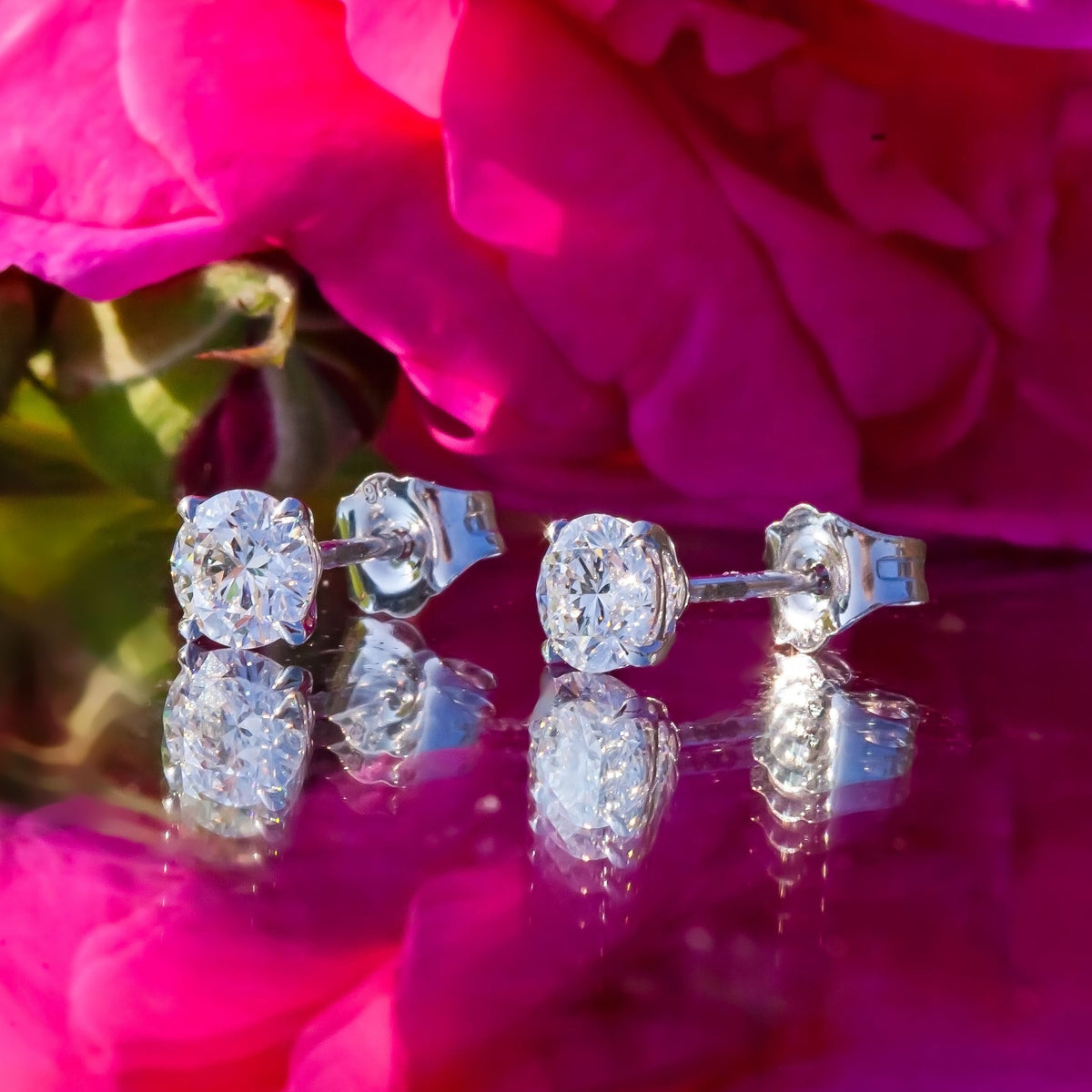 9ct White Gold 1.02ct Lab Diamond Stud Earrings