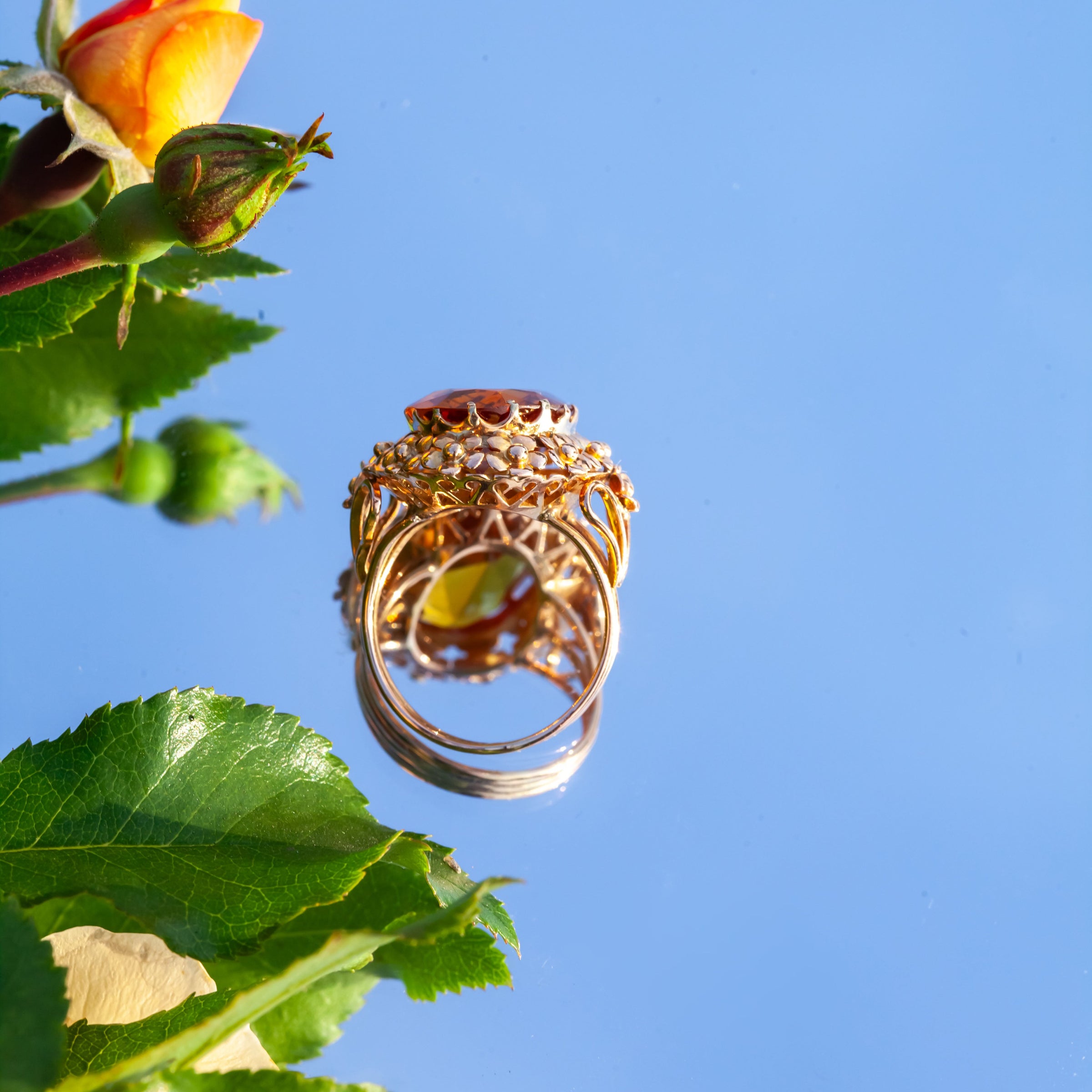 14ct Yellow Gold Orange Lab Sapphire Ring Size R 9.9g