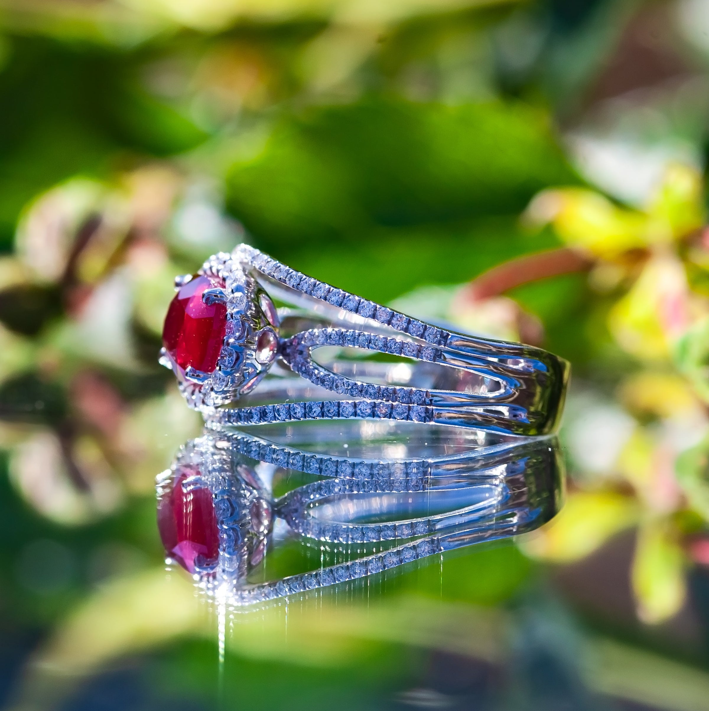 2.77ct Oval Ruby and 0.62ct Diamond Platinum Ring 9.5g